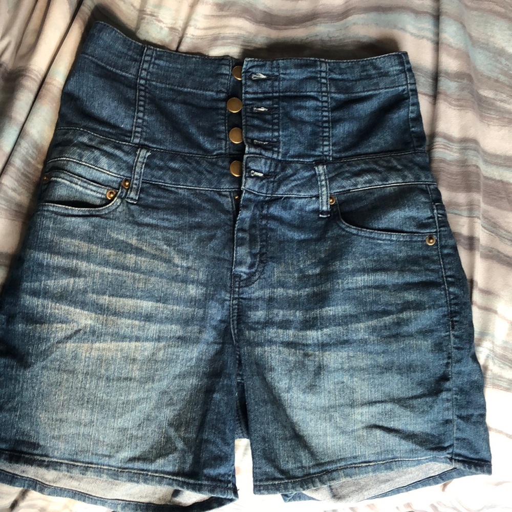 High waist shorts